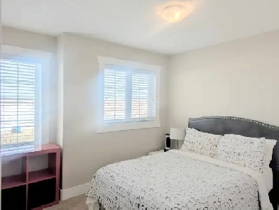 Quiet room in a beautiful home Image# 3