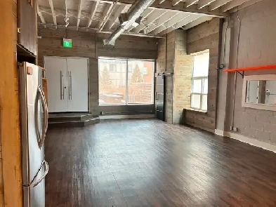 Welcome to this unique Loft, commercial studio space! Image# 9