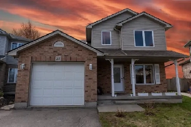 27 Crusoe Place - Beautiful 3 Bed 2 Bath Family Home Image# 1