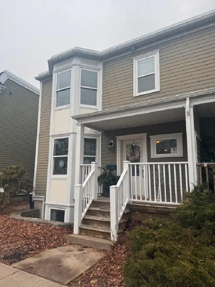 BEAUTIFUL 3 BED 2.5 BATH HOUSE - CENTRAL HALIFAX FOR RENT -MAY 1 in City of Halifax,NS - Apartments & Condos for Rent