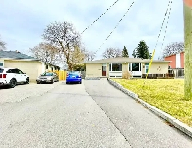 House for rent in Aurora Image# 10