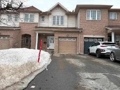 Townhouse 3 beds/2.5 baths in Stittsville Kanata for rent Image# 8