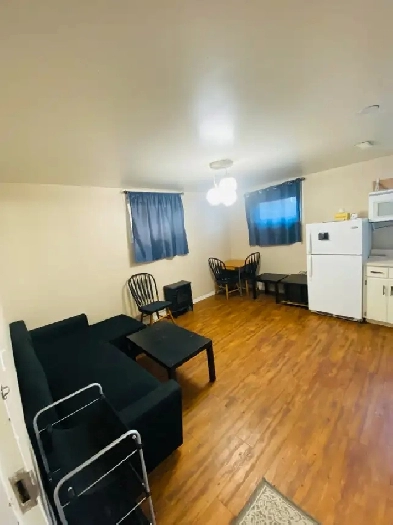 Bachelor Suite for Rent – Great Location & Price! Image# 4
