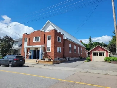 2 bedroom apartment in arnprior Image# 2