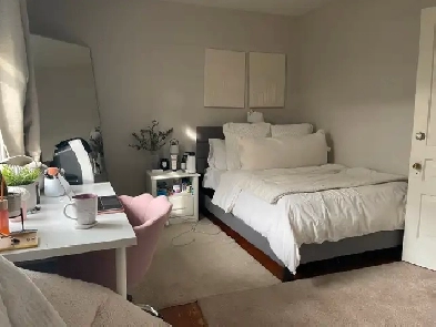 Western/Fanshawe 4 Bedroom Student Rental on Oxford Street! Image# 1