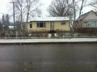 HANDYMAN HOUSE FOR SALE Image# 2