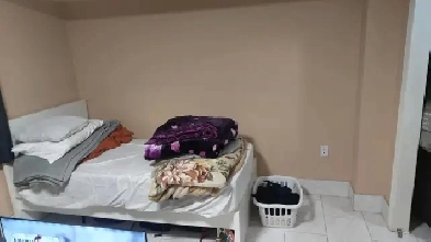 ROOMS FOR RENT NEAR YORK UNIVERSITY Image# 1