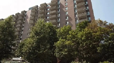 Spacious Bachelor Unit - JUNE 1st, 2025 ! $1299!! Image# 8