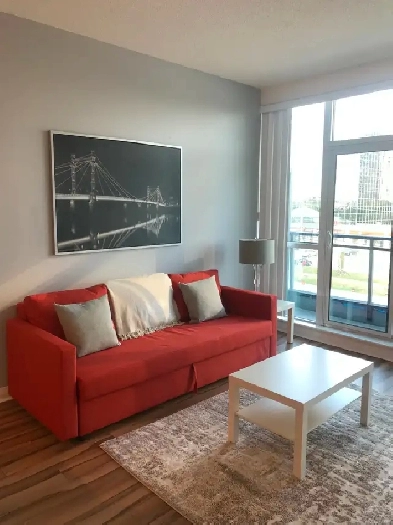 One Bedroom Condo for Rent | Eglinton & Hurontario Image# 2