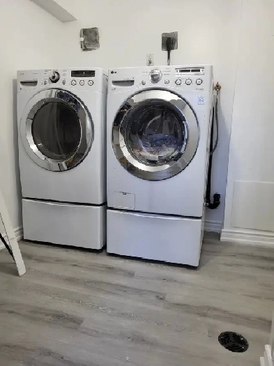 2 Bedroom 1 Bathroom BASEMENT Level - Yonge and King Image# 7