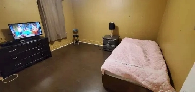 Furnished Room Downtown Image# 2