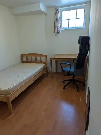 Bright Furnished Room with Parking @York University Village Image# 1
