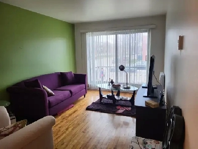 3 1/2 libre pour 1er juillet a Anjou Image# 1