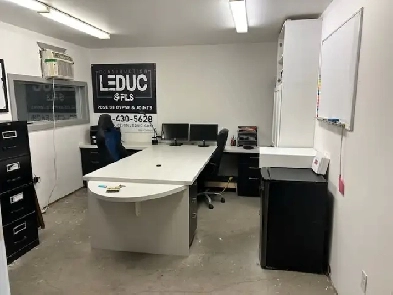 BUREAU À LOUER - TOUT INCLUS - DISPONIBLE IMMÉDIATEMENT ! Image# 2