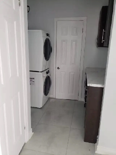 2 Bedroom Home at Upper Level Image# 10