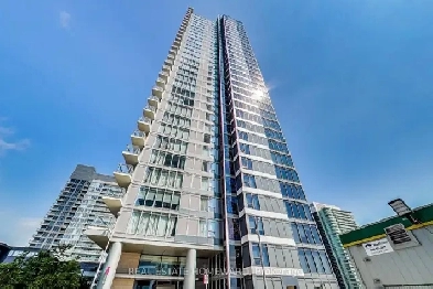 Luxury 1 Den Condo in Bayview Village For Rent Image# 5