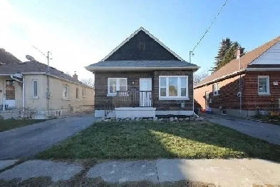 1 BEDROOM & 1 LIVINGROOM (Only 1,300/month) Image# 1