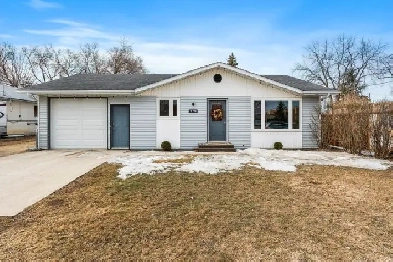 Family Home in Ste Anne! Image# 1