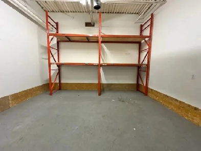 Work Studio for Rent in Communal Warehouse. Image# 9