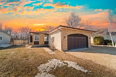 HOME FOR SALE - 272 Hebert Dr, St Adolphe Manitoba Image# 1
