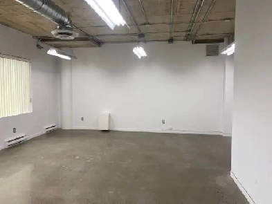 Loft industriel 909-982p.c. avec possibilité cuisine Mtl-Nord Image# 1