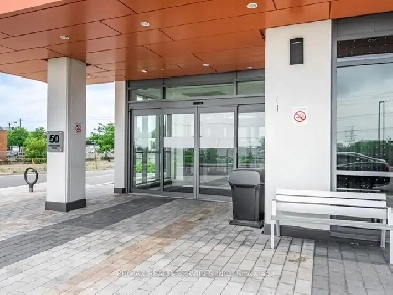 1 Bedroom   Den For Rent Next to Kipling GO! Station Image# 4