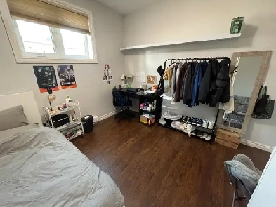 McMaster Hamilton Student Room Rental Image# 1