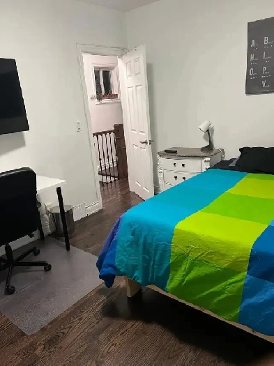 Beautiful room for rent Image# 1