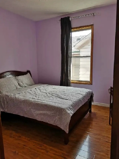 2nd Floor Large private Bright room @Trinity Bellwood for JUNE 1 Image# 1