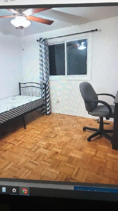Private room in a upper floor of a house available, Mississauga. Image# 1