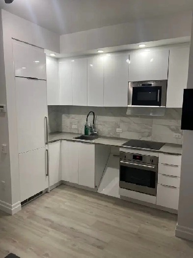 Furnished All-Inclusive Condo – Place des Arts Image# 1