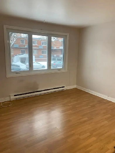 3 1/2 Rosemont  –  Balcons – Premier Etage Image# 1
