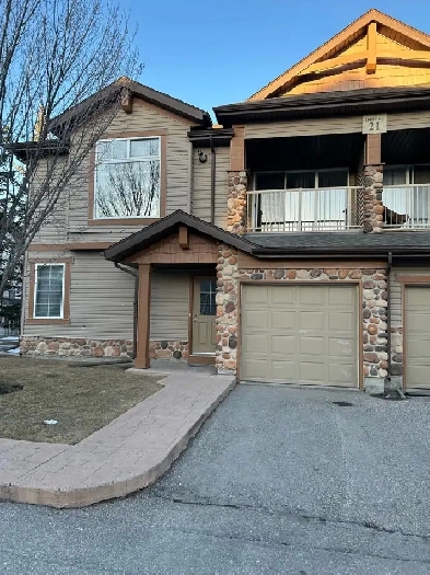 2 Bedroom Townhouse in Panorama Hills Image# 10