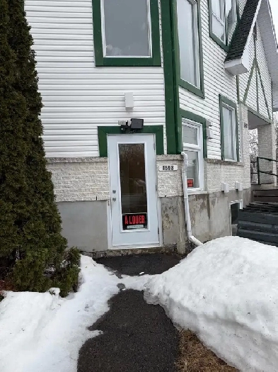 Appartement ste. Adele :  1 chambre - 1 sdb / 1 bed - 1 bath Image# 1