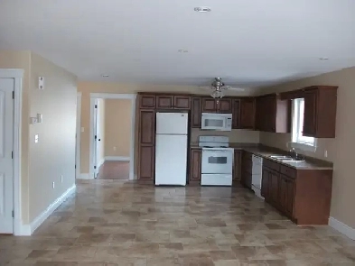2 bedroom duplex with attached garage Image# 5