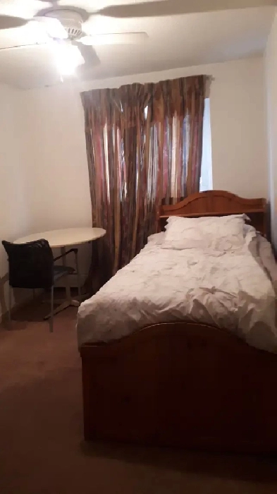Affordable Room for Rent in Shared House – $800/month: MAY 1ST Image# 1