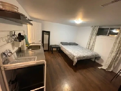 Furnished Room with Private Bathroom & Kitchenette Image# 1