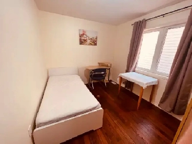 Room with Private Washroom in York University $900 Image# 1