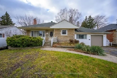 Large Room for Rent in Bungalow (Burlington). Image# 1