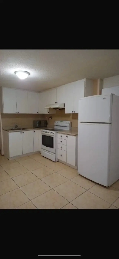1 bedroom basement apartment fire rent in Etobicoke North Image# 1