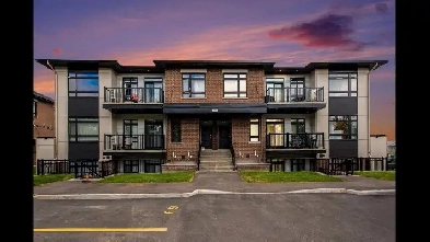 2 Bedroom 1.5 Bathroom Condo For Rent Available May 1 Image# 1