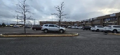 Prime One-Room Private Office for Rent in Central Mississauga Image# 1