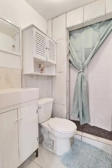 3 1/2 meuble tout inclus Image# 1