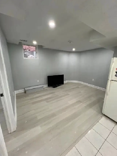 2-Bedroom Basement Apartment for Lease – Etobicoke Image# 6