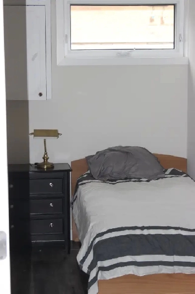 April 15 Room 4RENT in the GUILD by the LAKE Image# 1