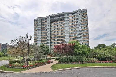 Fully Renovated Designer Suite $$ spent top to bottom Ver Image# 1