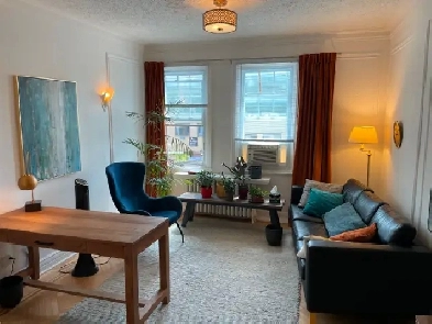 Bureau à louer à NDG – 150 pi², très lumineux et bien situé Image# 1