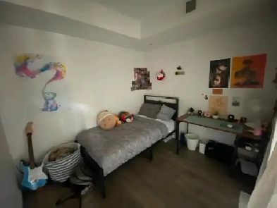 DOWNTOWN TORONTO SUMMER SUBLET! ONLY $1230/month Image# 4