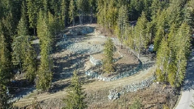 7771 Golf Course Rd, Anglemont, BC - 1.19 acres Image# 5