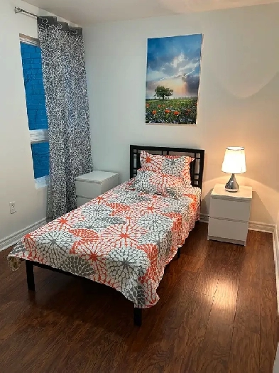 Furnished room for rent in North York $ 800 Image# 5